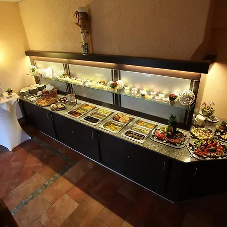 Goldene Krone 3* בלגרשאין