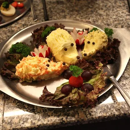 Goldene Krone 3* בלגרשאין