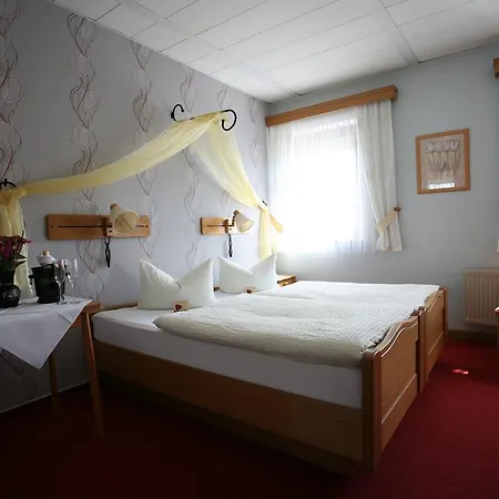 Goldene Krone Отель