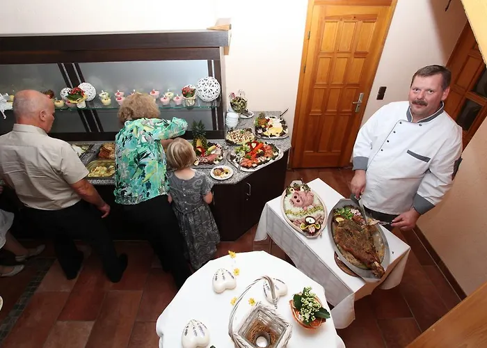 Отель Goldene Krone 3*