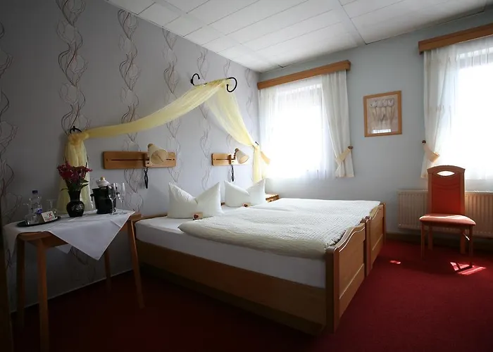 Goldene Krone Отель